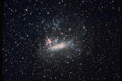 Large.Magellanic Cloud.jpg (16856 bytes)